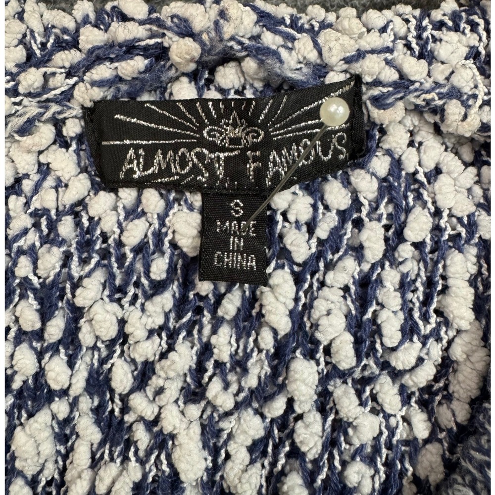Almost Famous Womens Blue White Popcorn Knit Hoodie Sweater Small 109774JCP - Picture 2 of 4